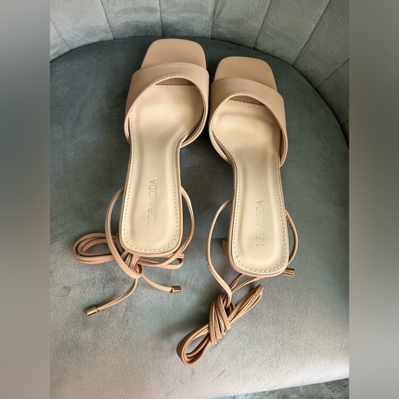 Top Moda Tan Heels - Picture 9 of 11